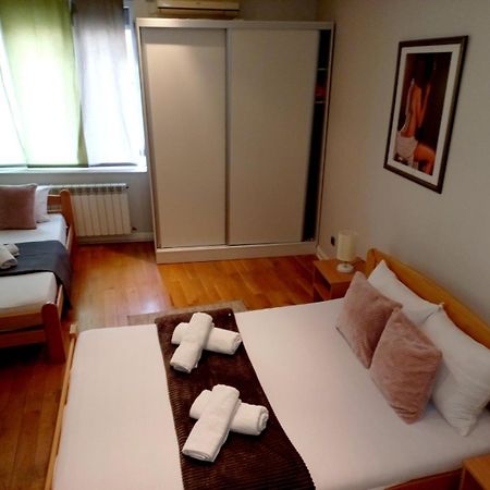 Ferienwohnung Alex Lux Belgrad Exterior foto