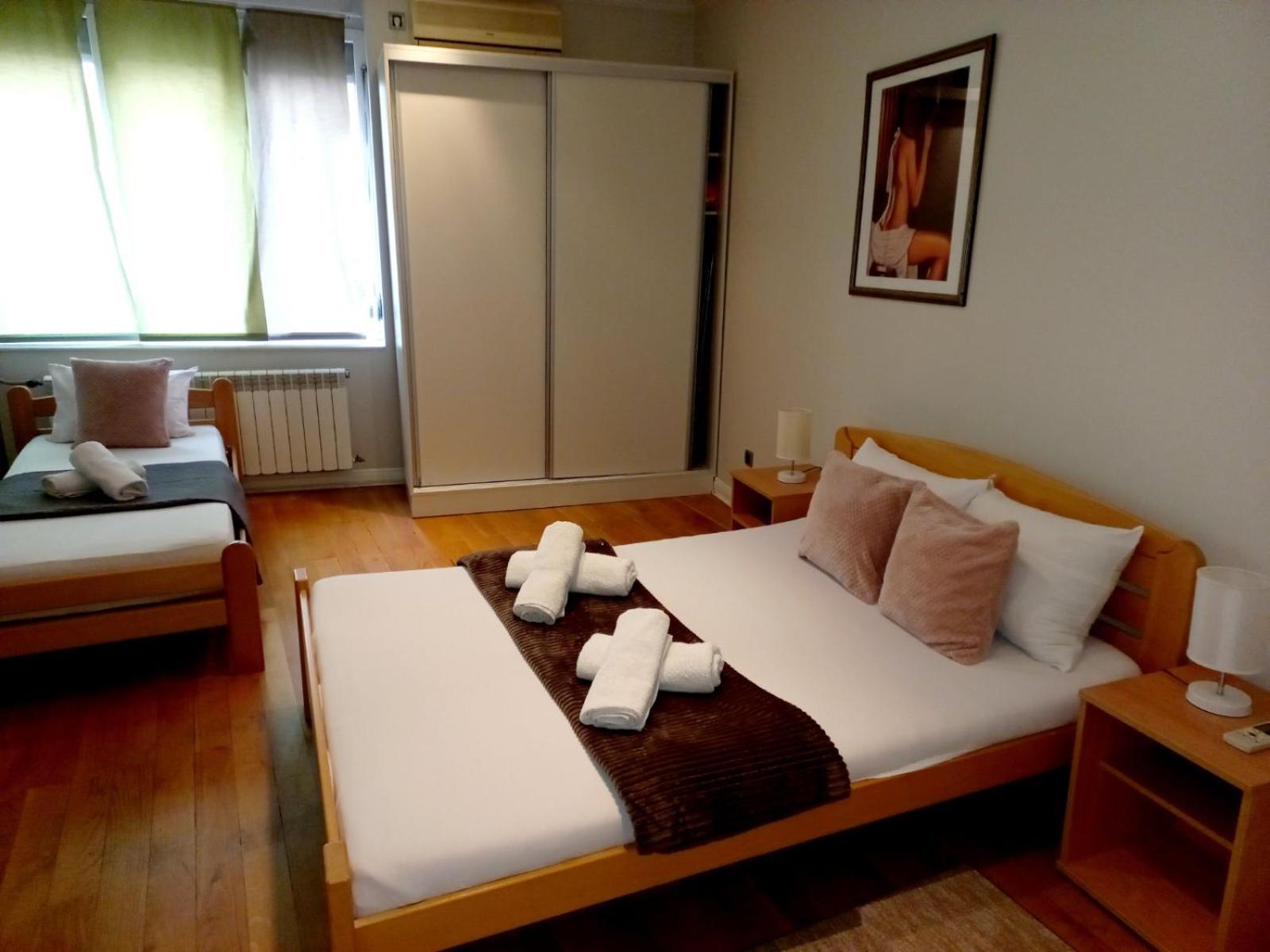 Ferienwohnung Alex Lux Belgrad Exterior foto